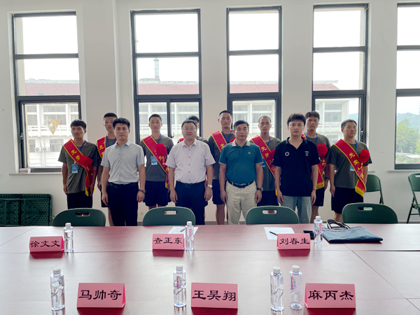 1757988702647356.jpg 84195c7acd201663cb34a8b8c8ad33e2.jpg