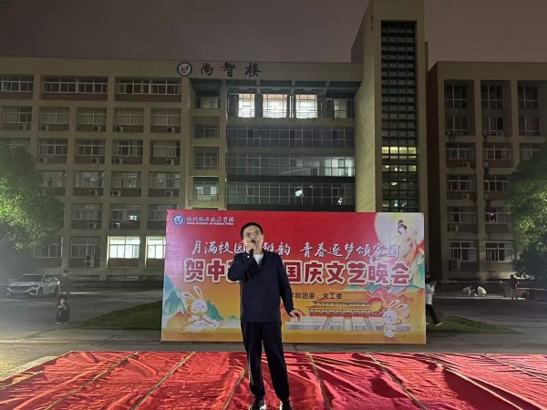 1759107115363433.jpg 8d384f0e94d39ba54b97240b824b95fa.jpg